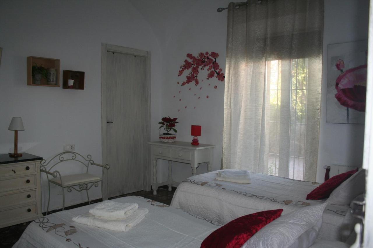 25 De Abril Homestay