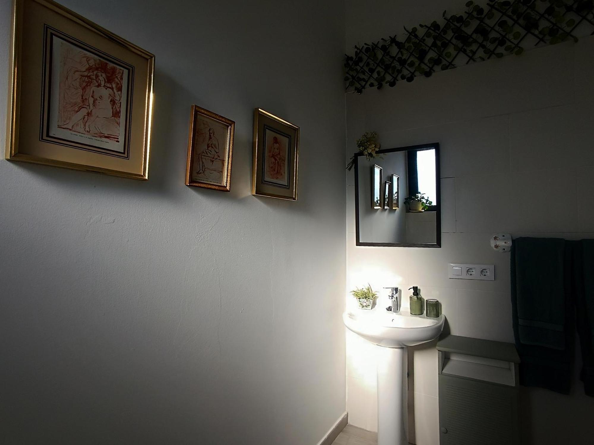 25 De Abril Homestay *